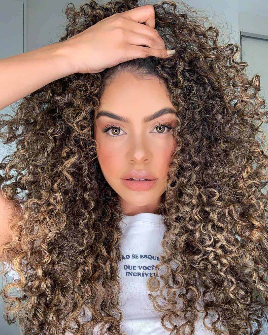 16 New Shoulder Length Curly Hair Styles  LoveHairStylescom