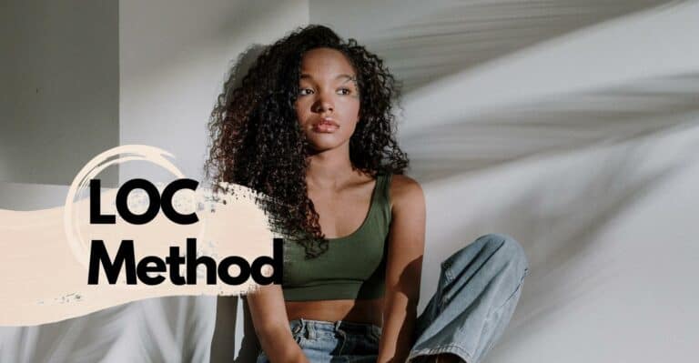 The loc or lco method for curly hair. Hydrated curls without frizzy hair