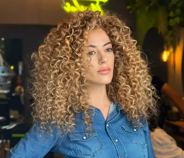 blonde curly hair color