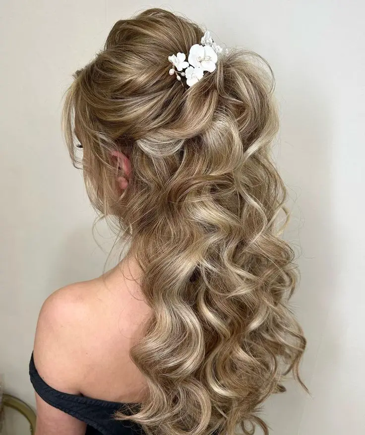 Whimsical Waves with Floral Twists 1